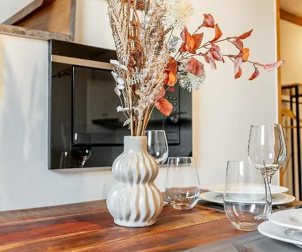 Mezonet Na Namesti Lägenhet *